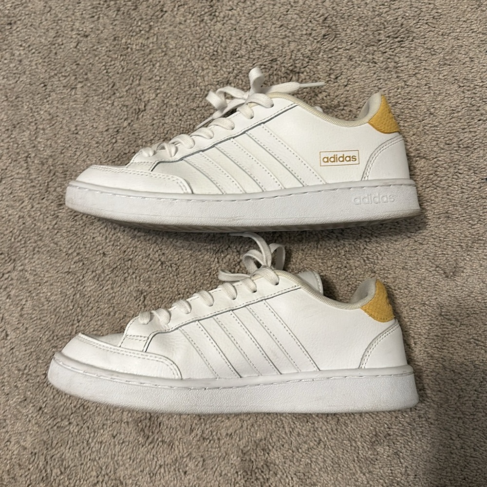 Adidas sneakers - Picture 5 of 6